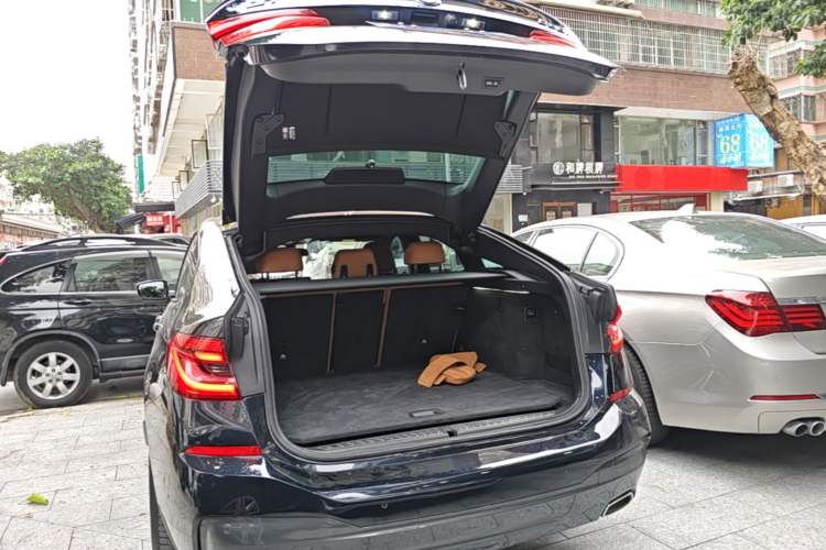 Used BMW 6 Series GT 2021 630i M Sport Package Trunk