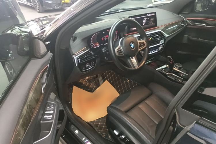 Used BMW 6 Series GT 2021 630i M Sport Package Driver Seat