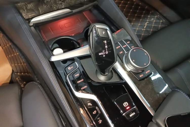 Used BMW 6 Series GT 2021 630i M Sport Package Gear Lever