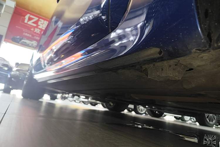 Used BMW 6 Series GT 2021 630i M Sport Package Right Side Sill