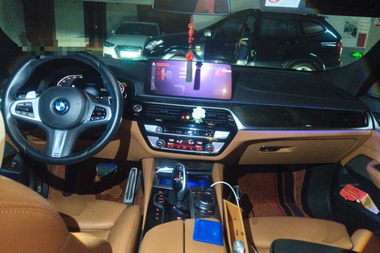 Used BMW 6 Series GT 2021 Restyled 630i M Sport Package Center Console