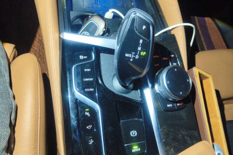 Used BMW 6 Series GT 2021 Restyled 630i M Sport Package Gear Lever