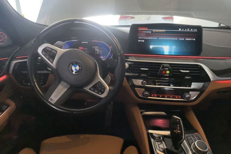 Used BMW 6 Series GT 2021 630i M Sport Package Center Console