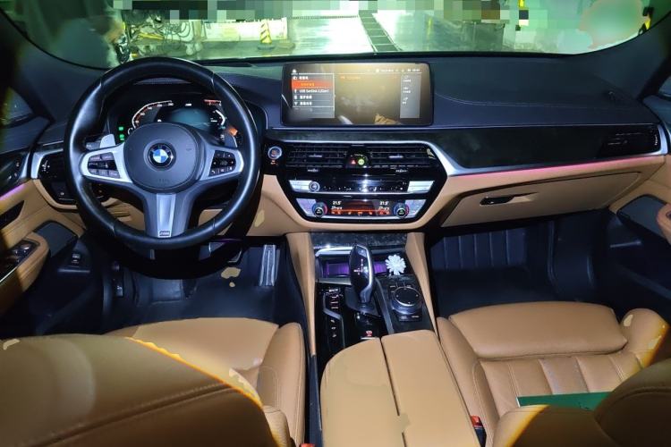 Used BMW 6 Series GT 2021 630i M Sport Package Center Console