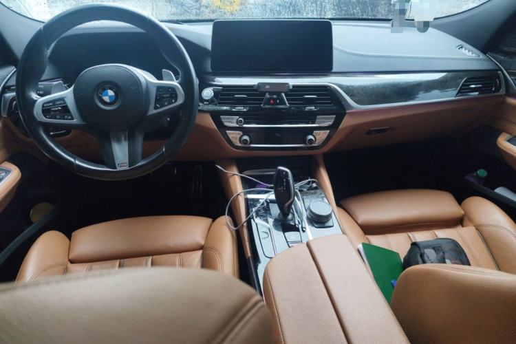 Used BMW 6 Series GT 2021 630i M Sport Package Center Console
