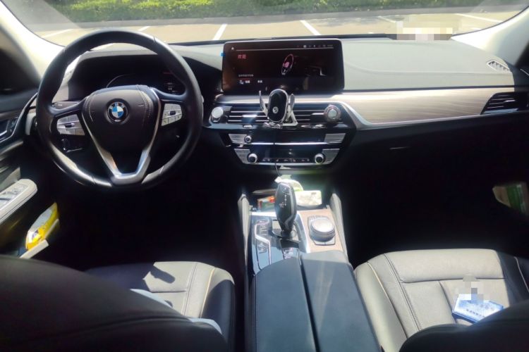 Used BMW 6 Series GT 2021 630i Luxury Design Package Center Console