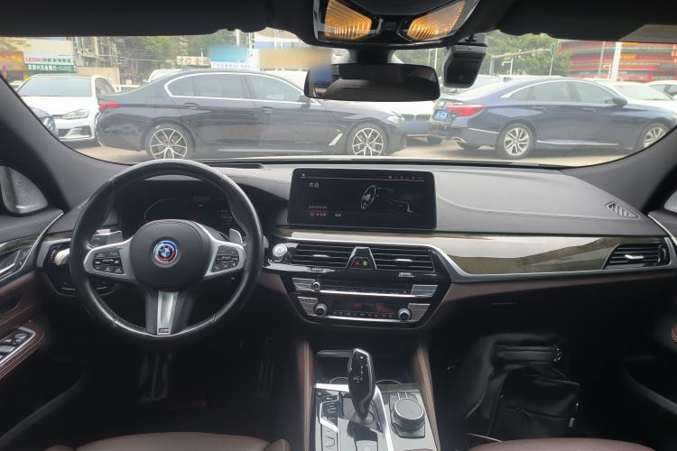 Used BMW 6 Series GT 2021 630i M Sport Grand Touring Edition Center Console