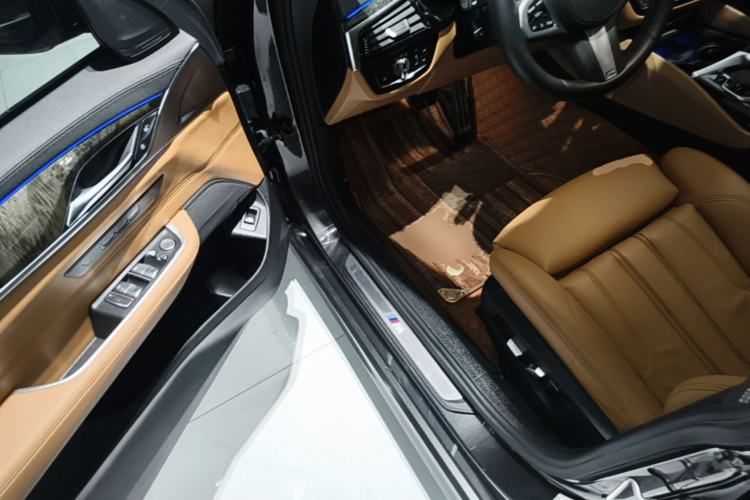 Used BMW 6 Series GT 2021 630i M Sport Package Driver Seat