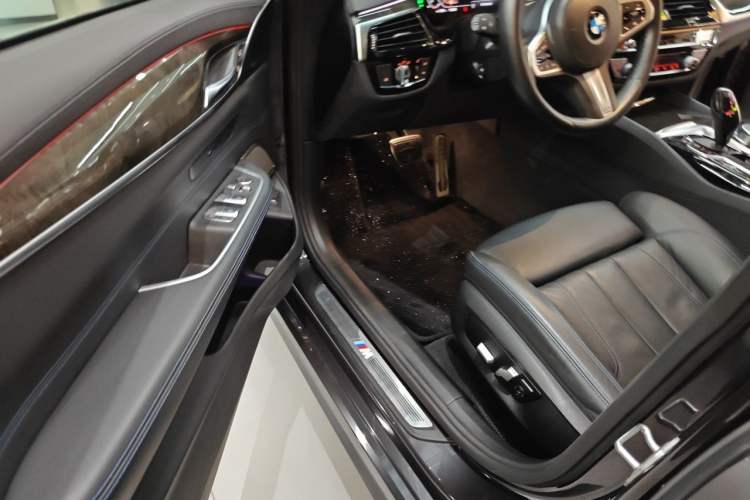 Used BMW 6 Series GT 2021 Restyled 630i M Sport Package Driver Seat