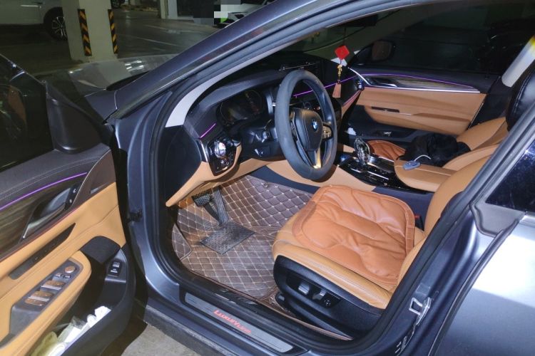 Used BMW 6 Series GT 2021 Updated 630i Luxury Design Package Driver Seat
