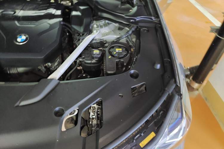 Used BMW 6 Series GT 2021 630i M Sport Package Engine Bay Left