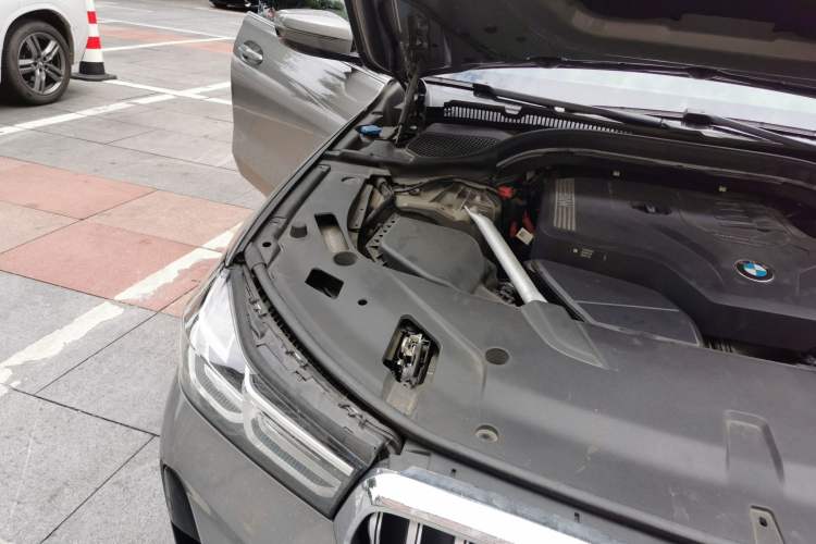Used BMW 6 Series GT 2021 630i M Sport Grand Touring Edition Engine Bay Right