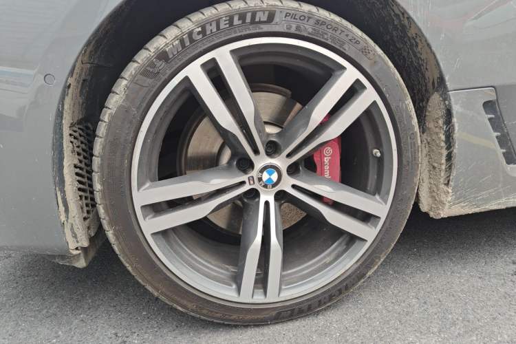 Used BMW 6 Series GT 2021 Restyled 630i M Sport Package Exterior 4