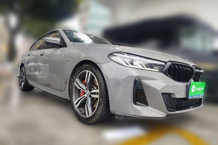 Used BMW 6 Series GT 2021 630i M Sport Package Front Right 45 Deg