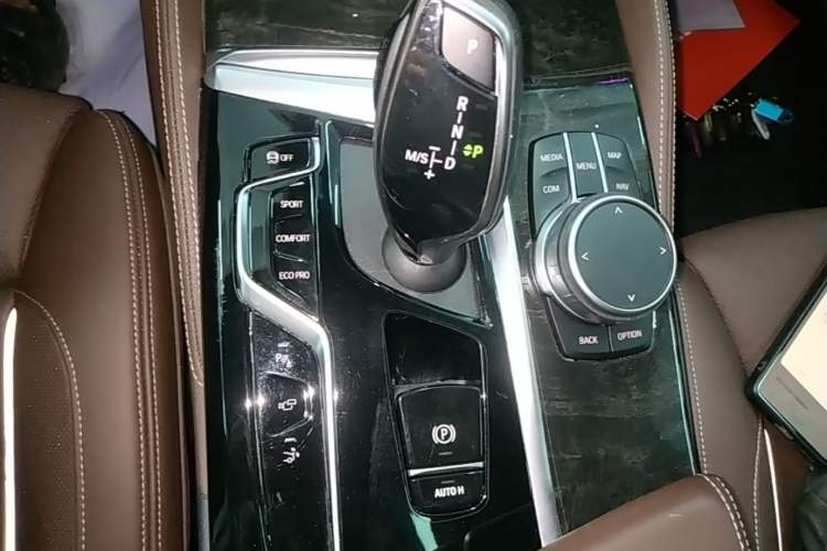 Used BMW 6 Series GT 2021 Revised Version 630i M Sport Touring Edition Gear Lever