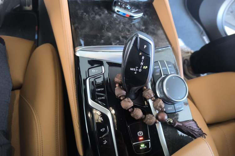 Used BMW 6 Series GT 2021 630i M Sport Package Gear Lever