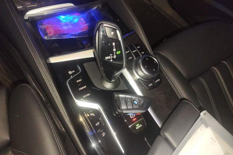 Used BMW 6 Series GT 2021 630i M Sport Package Gear Lever