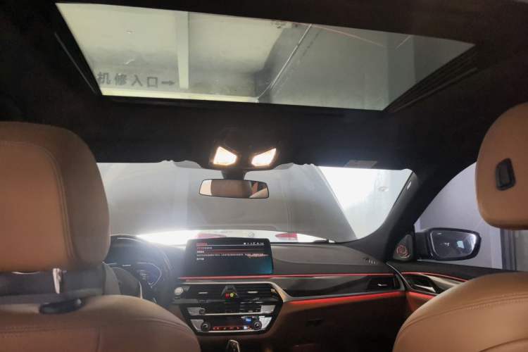 Used BMW 6 Series GT 2021 630i M Sport Package Headliner