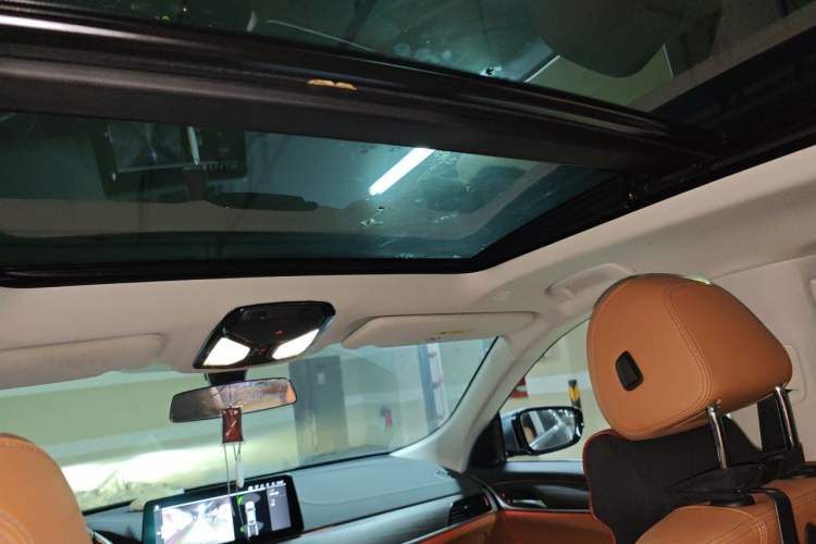 Used BMW 6 Series GT 2021 630i Luxury Design Package Headliner