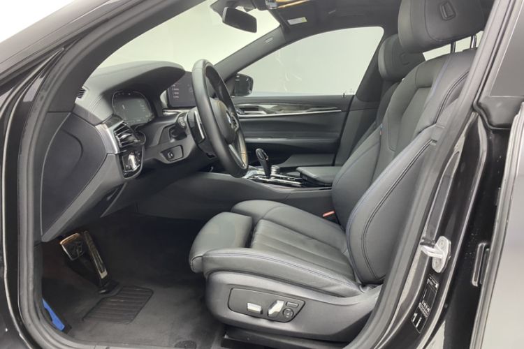 Used BMW 6 Series GT 2021 630i M Sport Package Interior 2