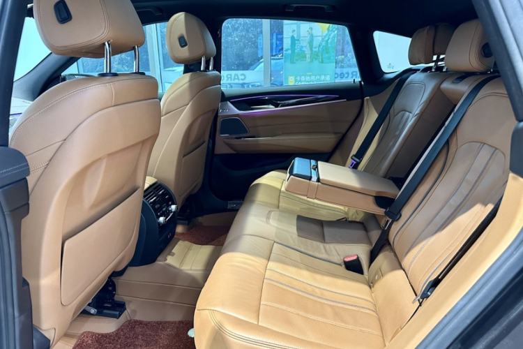 Used BMW 6 Series GT 2021 Restyled 630i M Sport Package Interior 5