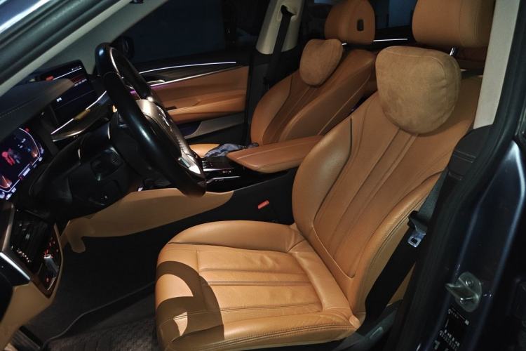 Used BMW 6 Series GT 2021 630i Luxury Design Package Left Front Seat