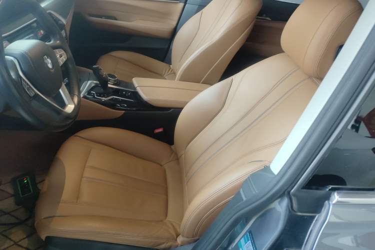 Used BMW 6 Series GT 2021 630i Luxury Design Package Left Front Seat