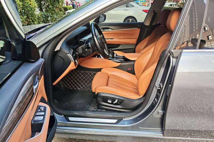 Used BMW 6 Series GT 2021 Updated 630i Luxury Design Package Left Front Seat