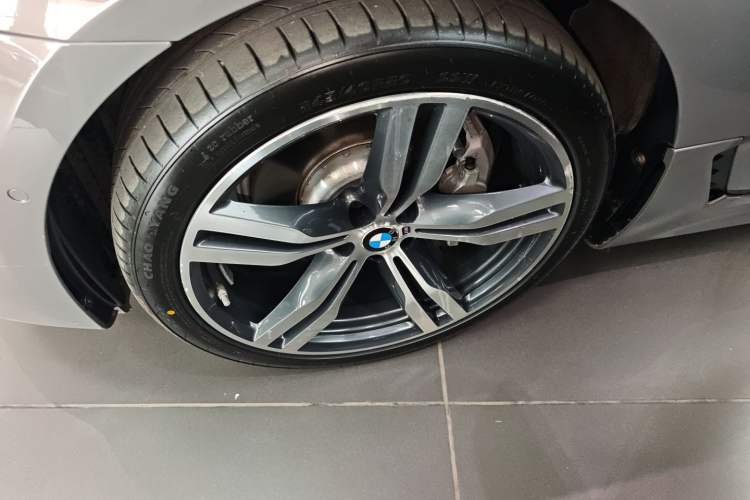 Used BMW 6 Series GT 2021 630i M Sport Package Left Front Wheel Hub