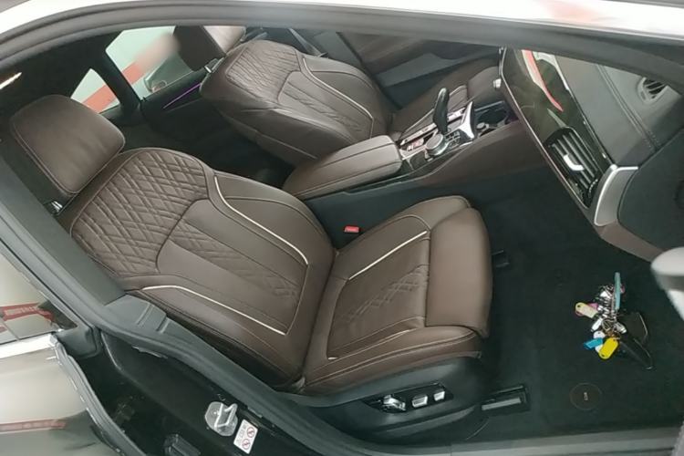 Used BMW 6 Series GT 2021 Revised Version 630i M Sport Touring Edition Right Front Seat