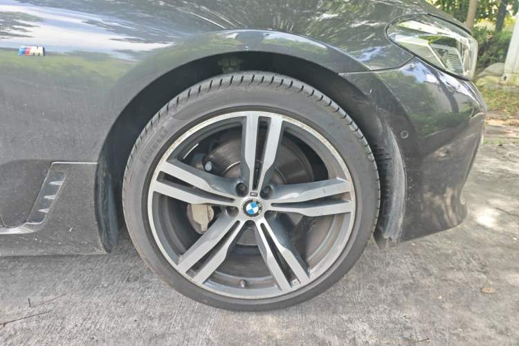 Used BMW 6 Series GT 2021 630i M Sport Package Right Front Wheel Hub