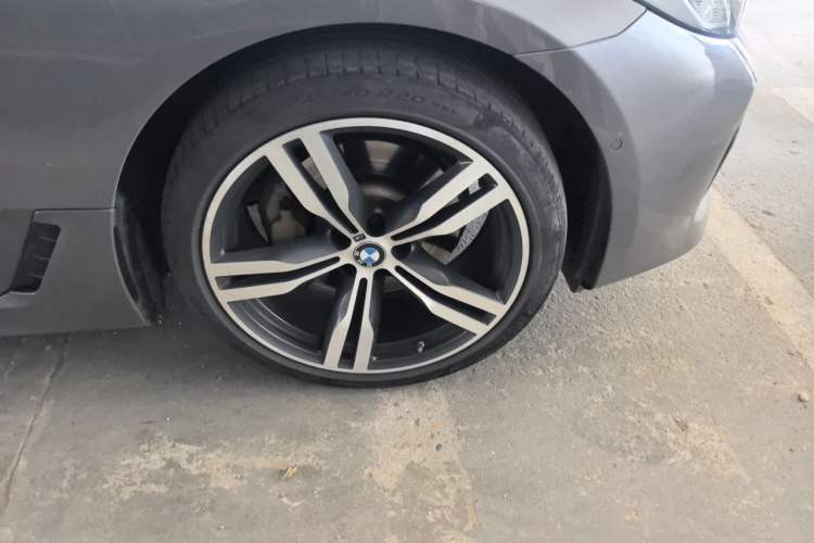 Used BMW 6 Series GT 2021 630i M Sport Package Right Front Wheel Hub