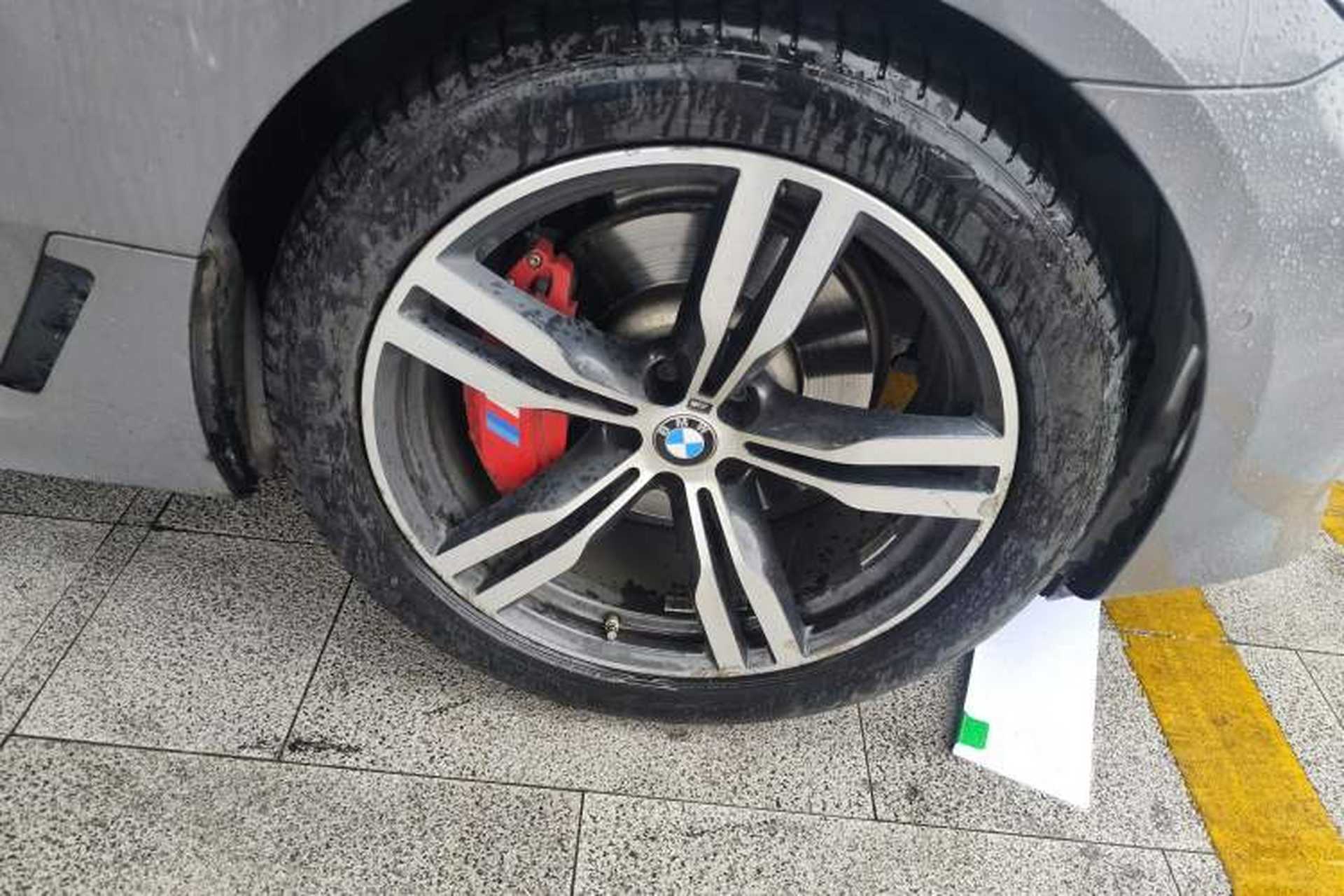Used BMW 6 Series GT 2021 630i M Sport Package Right Front Wheel Hub