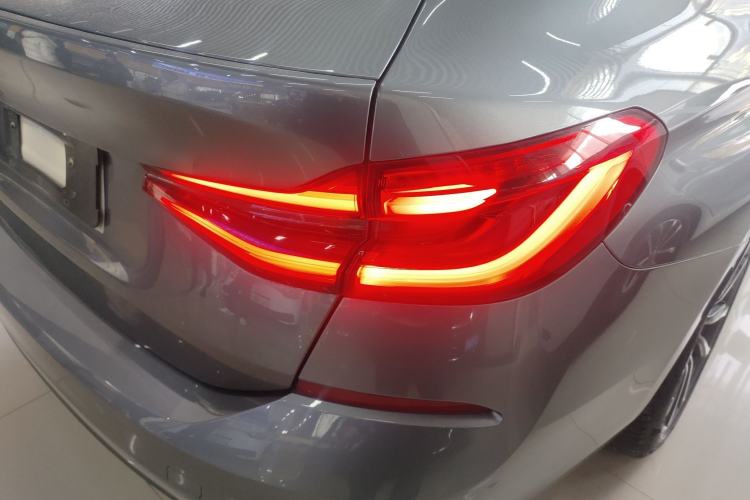 Used BMW 6 Series GT 2021 630i Luxury Design Package Right Rear Taillight