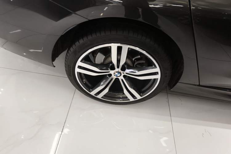 Used BMW 6 Series GT 2021 630i M Sport Package Right Rear Wheel Hub