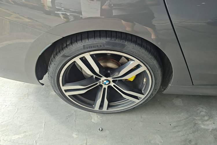 Used BMW 6 Series GT 2021 Restyled 630i M Sport Package Right Rear Wheel Hub