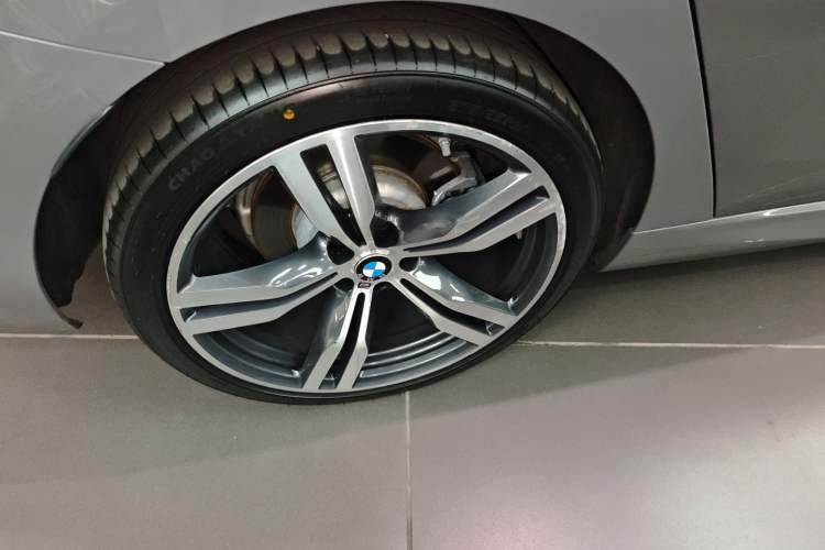Used BMW 6 Series GT 2021 630i M Sport Package Right Rear Wheel Hub