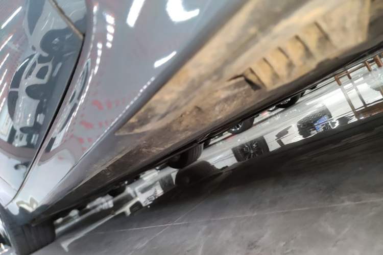 Used BMW 6 Series GT 2021 630i Luxury Design Package Right Side Sill