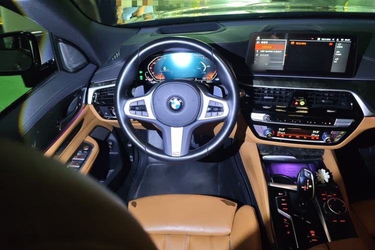 Used BMW 6 Series GT 2021 630i M Sport Package Steering Wheel