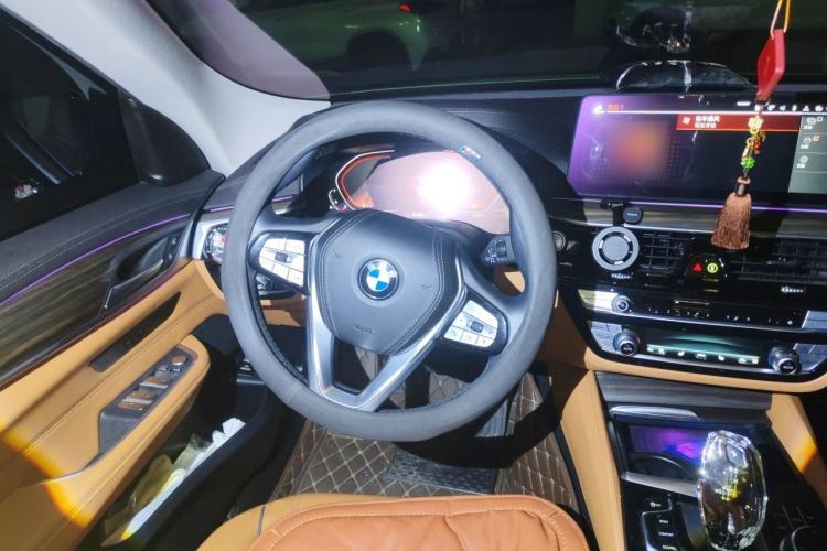Used BMW 6 Series GT 2021 Updated 630i Luxury Design Package Steering Wheel