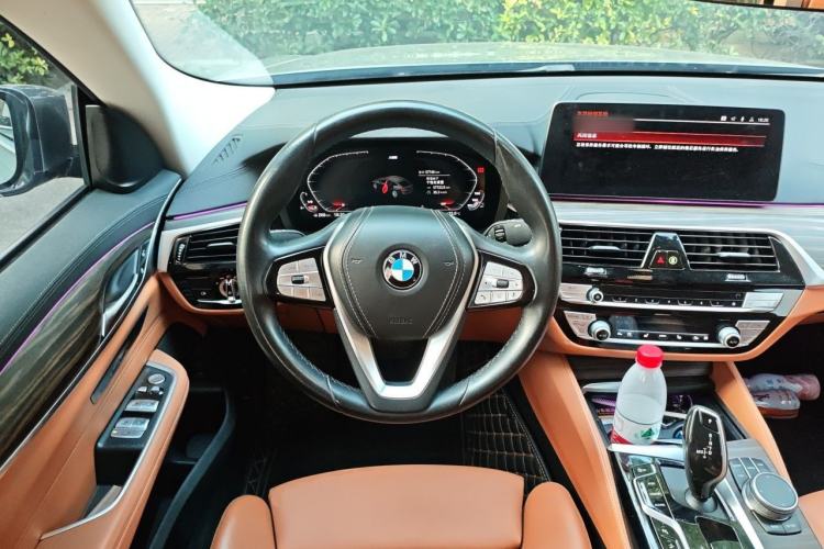 Used BMW 6 Series GT 2021 Updated 630i Luxury Design Package Steering Wheel