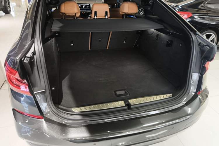 Used BMW 6 Series GT 2021 630i M Sport Package Trunk