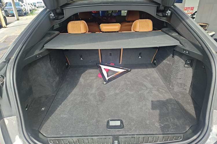 Used BMW 6 Series GT 2021 Restyled 630i M Sport Package Trunk