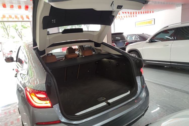 Used BMW 6 Series GT 2021 630i Luxury Design Package Trunk