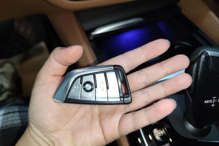 Used BMW 6 Series GT 2021 630i Luxury Design Package Vehicle Key
