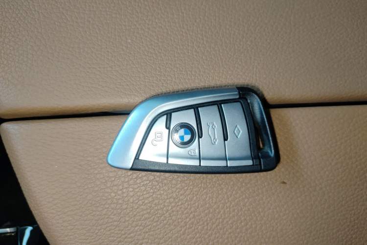 Used BMW 6 Series GT 2021 630i Luxury Design Package Vehicle Key