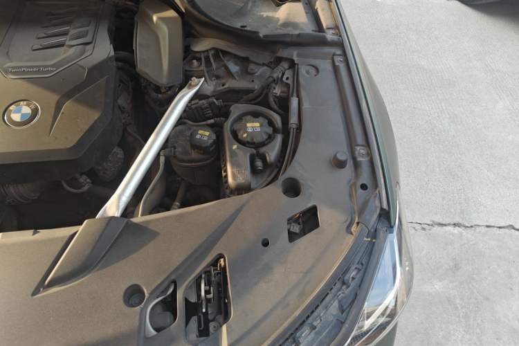 Used BMW 6 Series GT 2021 630i M Sport Package Engine Bay Left