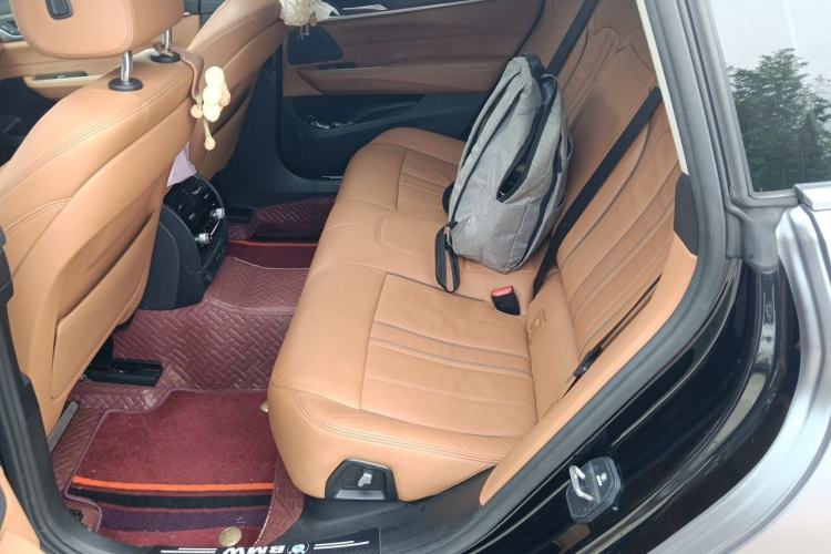 Used BMW 6 Series GT 2021 630i Luxury Design Package Left Rear Seat