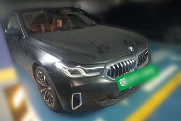 Used BMW 6 Series GT 2021 630i Luxury Design Package Front Right 45 Deg