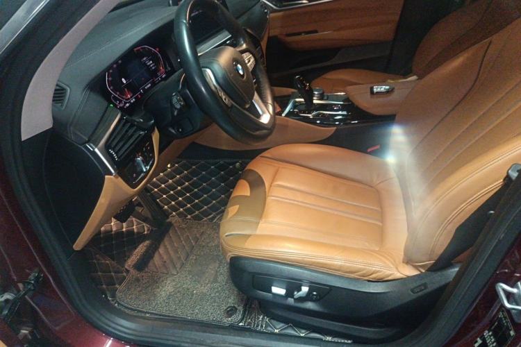 Used BMW 6 Series GT 2021 630i Luxury Design Package Left Front Seat